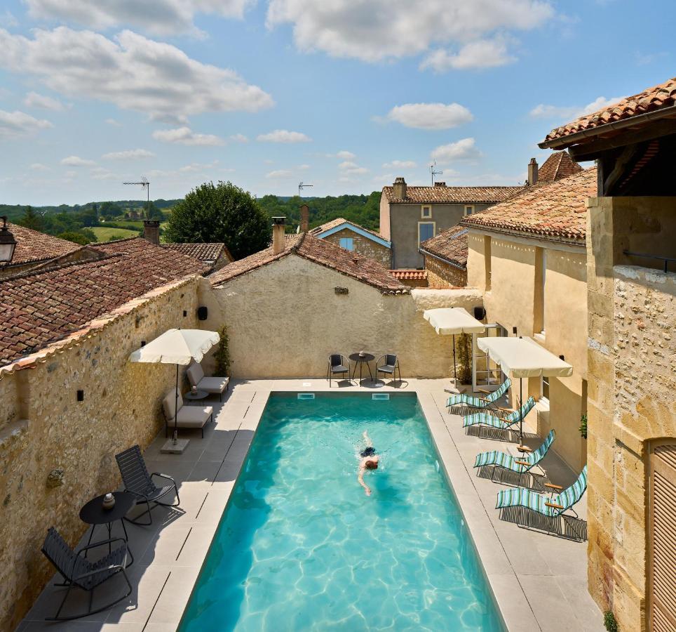 Hotel Le Chevalier Bleu Monpazier Esterno foto